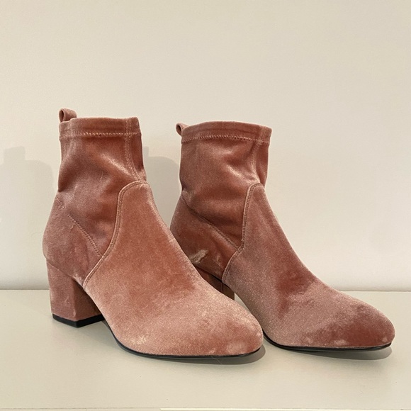 Pink Rose Velvet Ankle Bootie - Picture 3 of 4